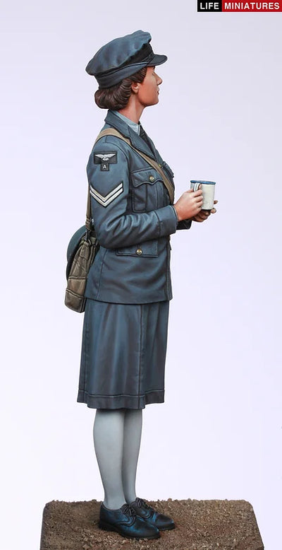 WAAF Assistant Section Leader 1940-1941 (1/16 scale)