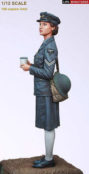 WAAF Assistant Section Leader 1940-1941 (1/12 scale)