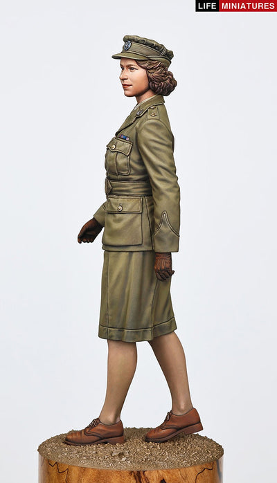 Princess Elizabeth, 2nd Subaltern in ATS, 1945 (1/12 scale, 100 copies limit)