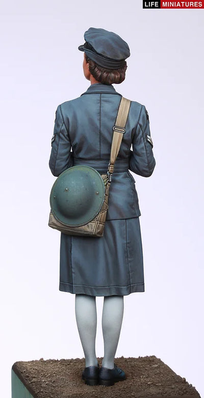 WAAF Assistant Section Leader 1940-1941 (1/35 scale)