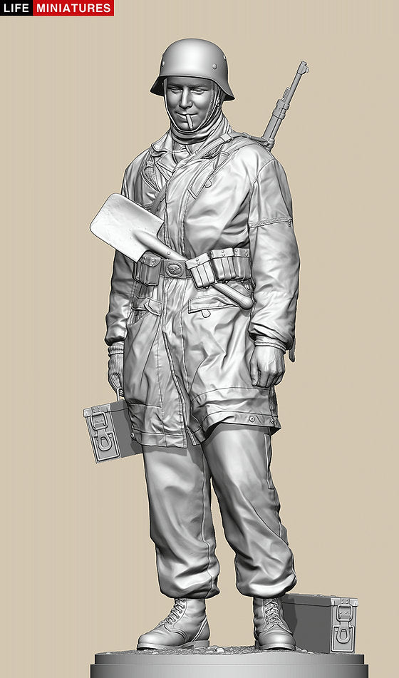 Ambush at Poteau 'German Fallschirmjager ammo carrier' (1/16 full size ...