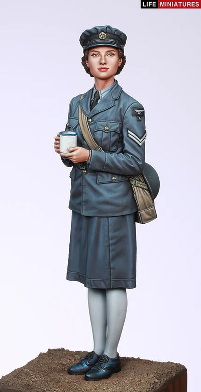 WAAF Assistant Section Leader 1940-1941 (1/35 scale)