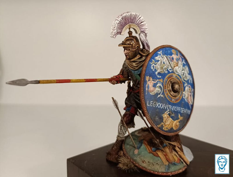 Legionary of Legio XXX "Ulpia Victrix Pia Fidelis", 236aD