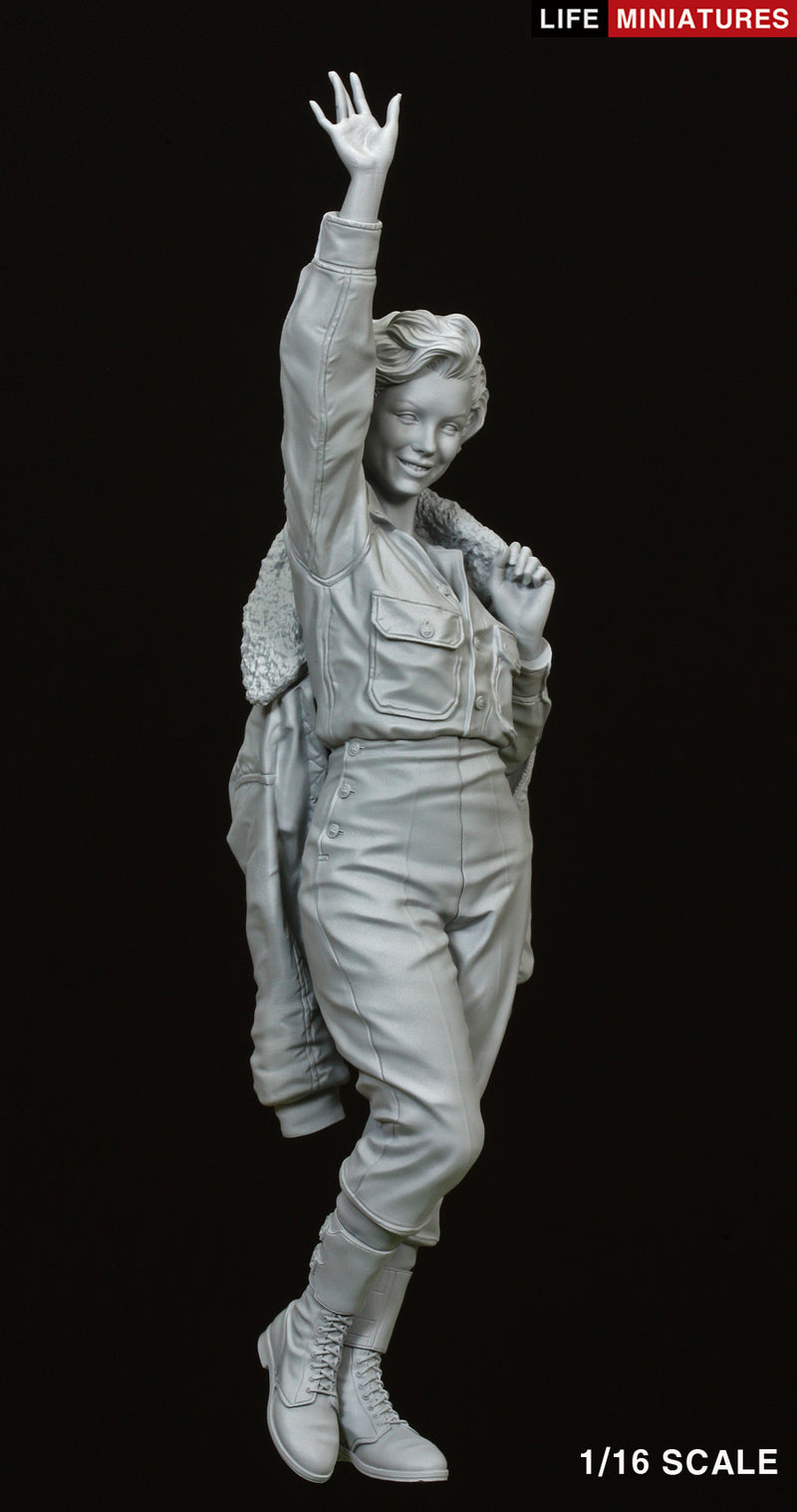 Marilyn Monroe in Korea for her USO tour 1954 (1/16 Scale)