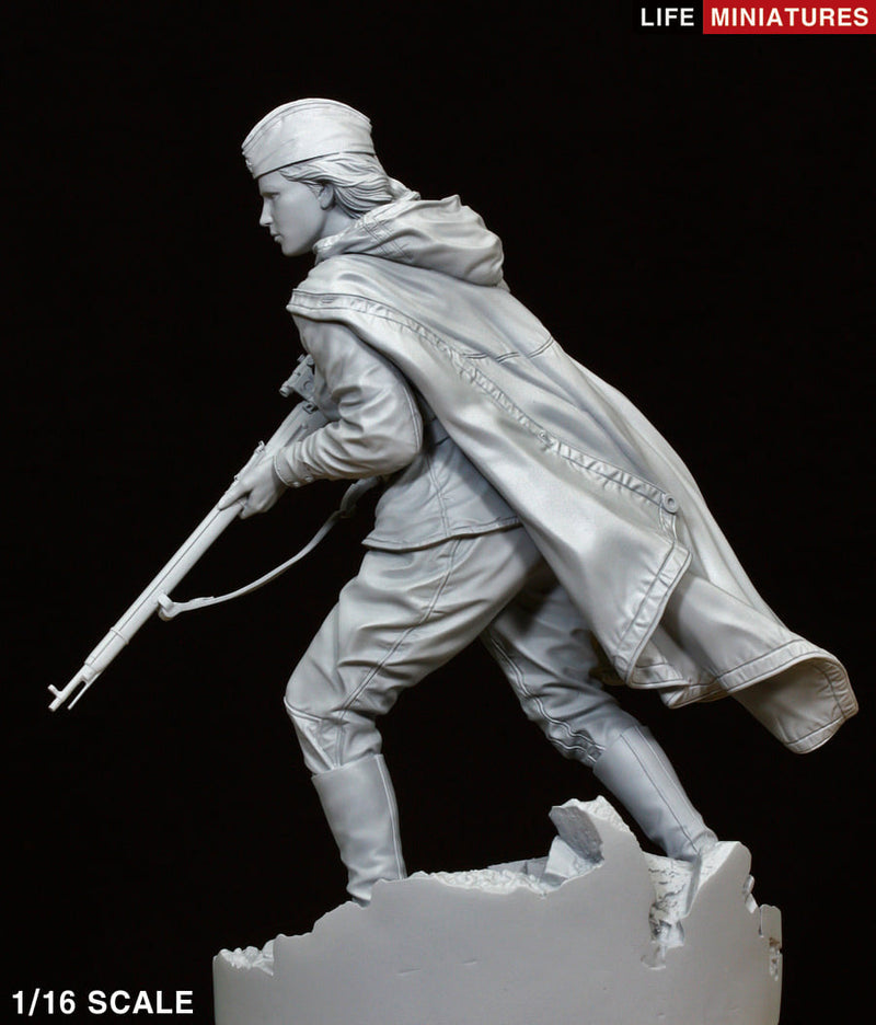 WW2 RED ARMY FEMALE SNIPER (1/16 scale)