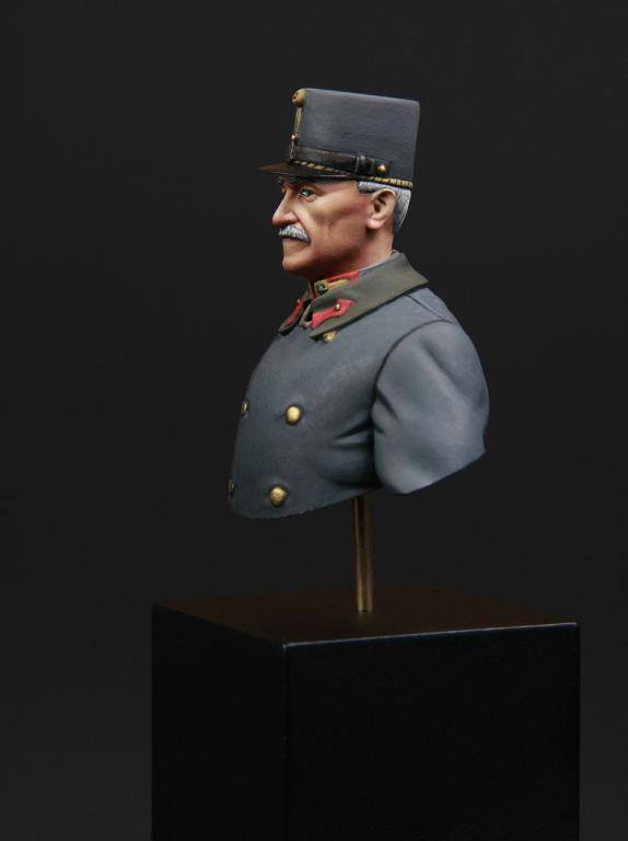 Austro-Hungarian General, WWI - 1:16 Bust