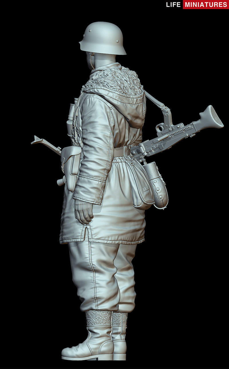 Waffen-SS MG42 Gunner, Eastern Front 1943 (1/16 scale)