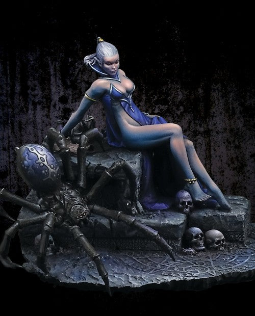 Dark Elf Priestess