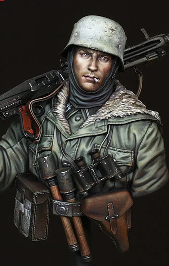 MG42 Gunner, Totenkopf Division, Kharkov 1943