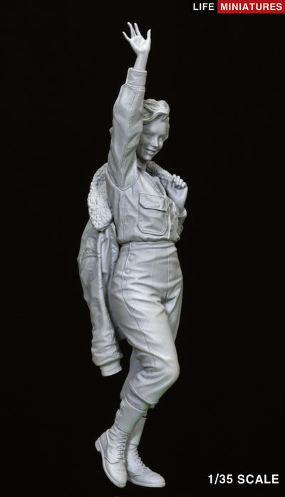 Marilyn Monroe in Korea for her USO tour 1954 (1/35 scale)
