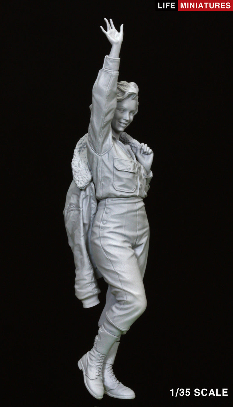 Marilyn Monroe in Korea for her USO tour 1954 (1/35 scale)