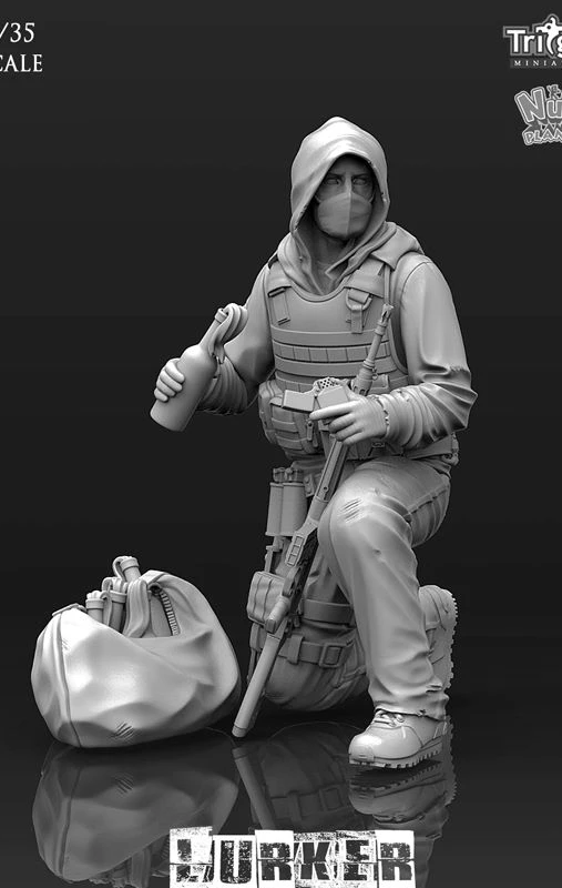 Lurker (1/35)