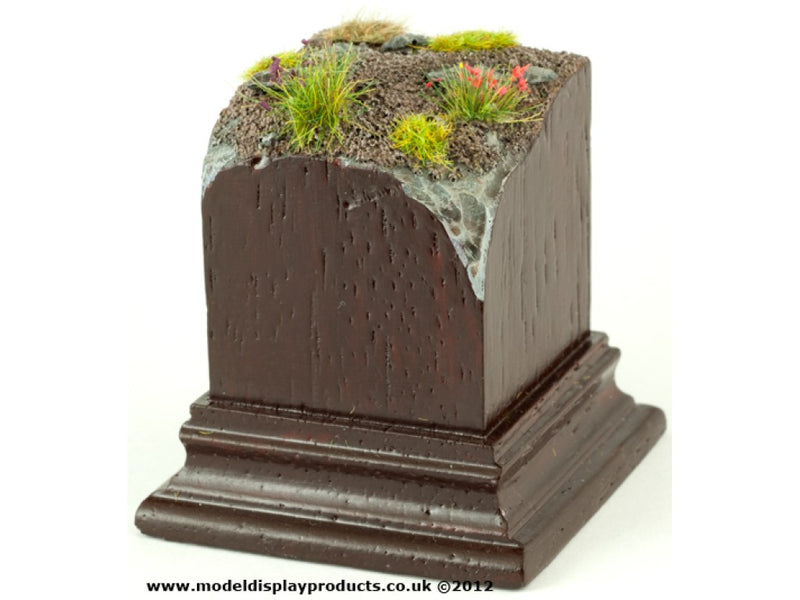 Rough Ground Character Plinth - Cream