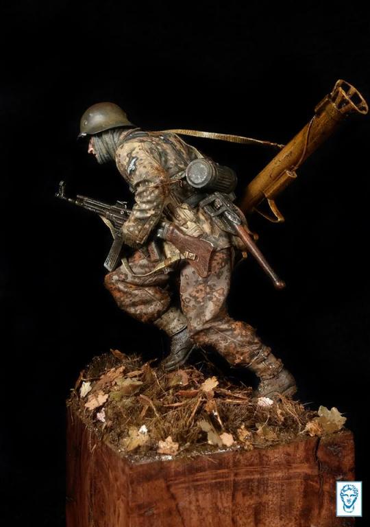 "SS Panzergrenadier 1944-1945"