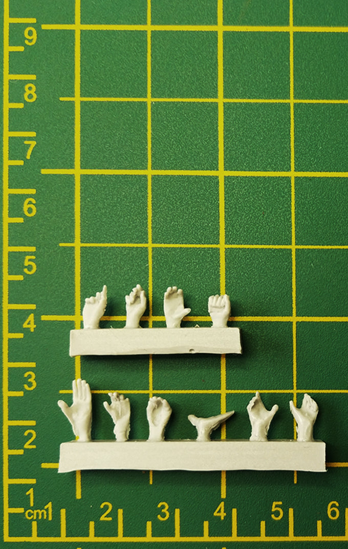 Hands - Set 2 - 54mm