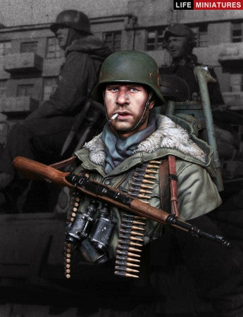 MG42 Tripod Carrier, Totenkopf Division, Kharkov 1943