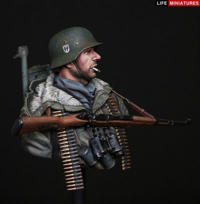 MG42 Tripod Carrier, Totenkopf Division, Kharkov 1943