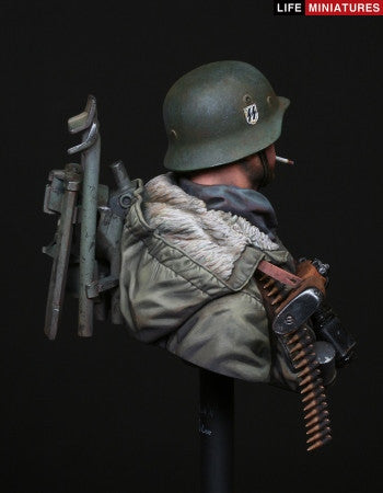 MG42 Tripod Carrier, Totenkopf Division, Kharkov 1943