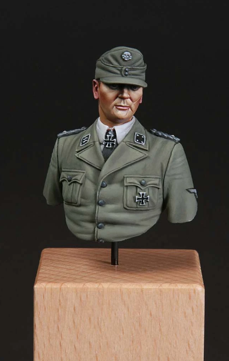 Waffen SS Obersturmbannfuhrer WW II - Otto Skorzeny- 1:16 Bust